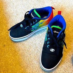 Heelys gently used, for boys size youth 1.